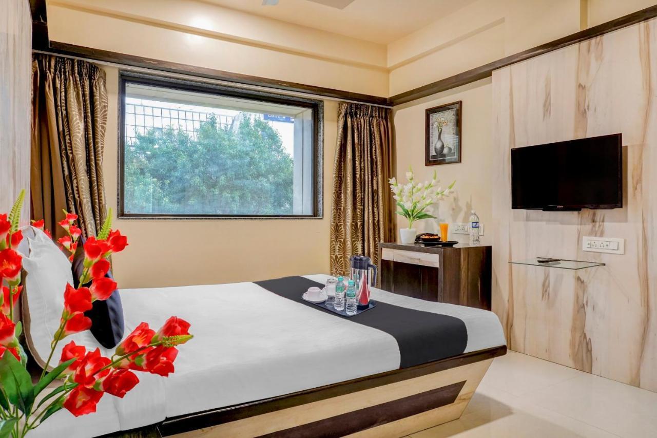 Townhouse Oak Regal Inn Near Sant Tukaram Nagar Metro Station Pimpri-Chinchwad Екстер'єр фото