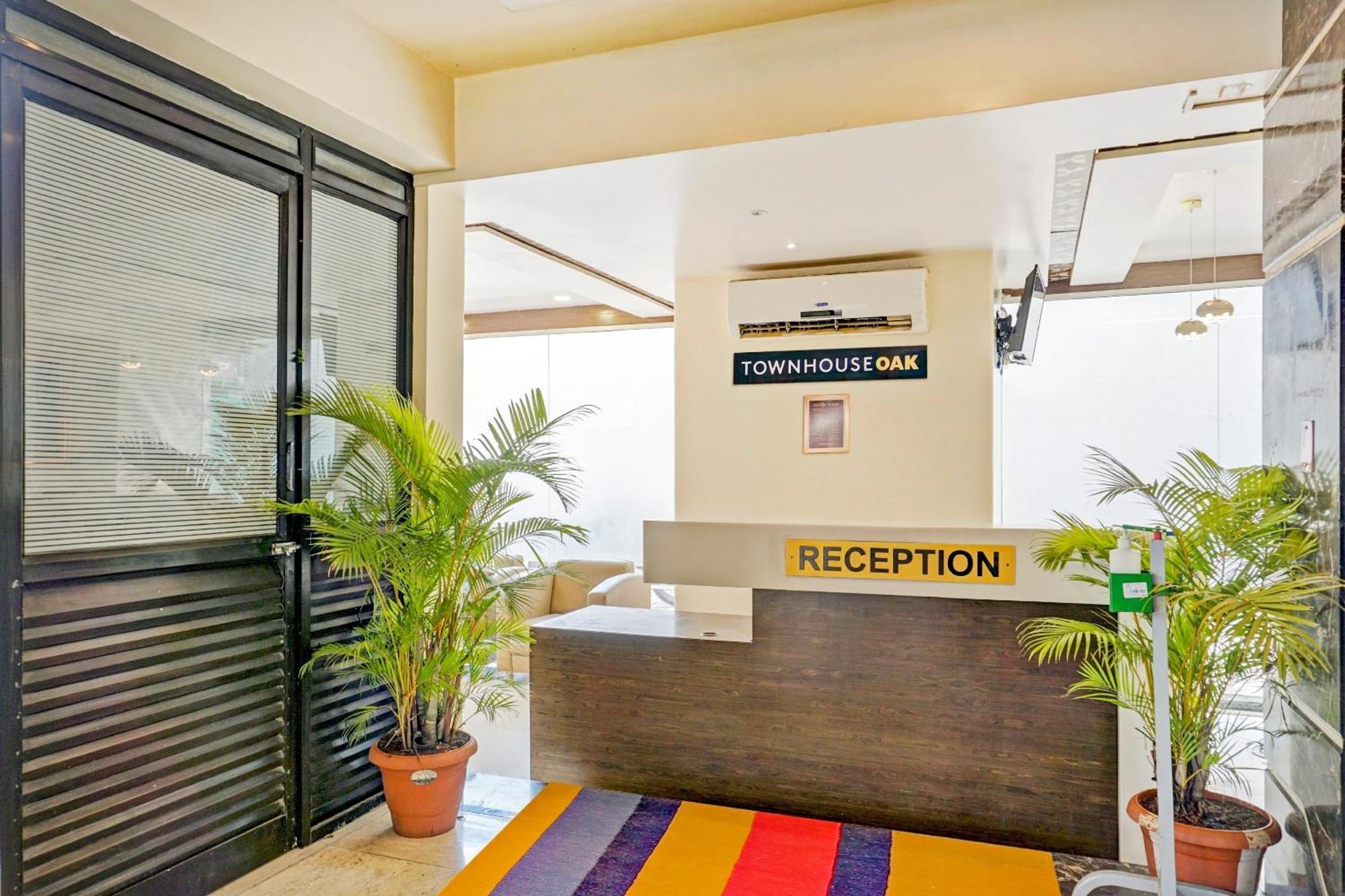 Townhouse Oak Regal Inn Near Sant Tukaram Nagar Metro Station Pimpri-Chinchwad Екстер'єр фото